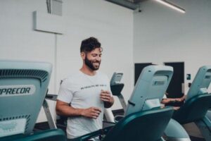 b61cb403 76c0 43bd ad67 040ec721e08f